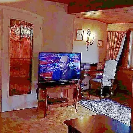 Morris Apartment